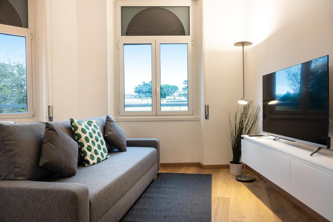 Matilde Modern Apartment-rental In Appartement *